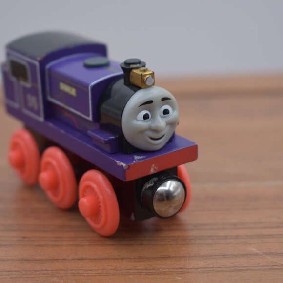Charlie 14 Purple Learning Curve Authentic Thomas & Friends Wooden Railway Train - Picture 4 of 5